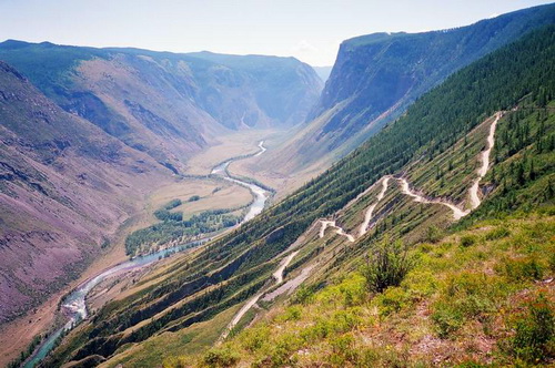 Перевал Кату-Ярык. Фото с сайта "Живые дороги Сибири" (http://www.liveroads.ru)