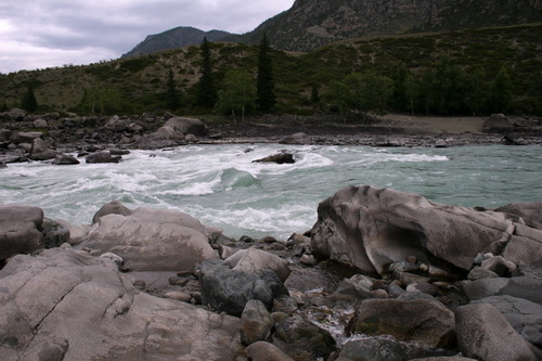 Ряд сцен фильма снимались в месте слияния рек Ильгумень и Катунь