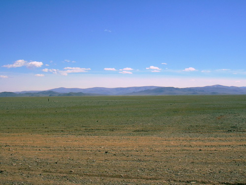 Типичный пейзаж Чуйской степи