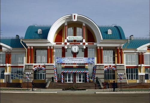 Новое здание железнодорожного вокзала в Бийске Новое здание железнодорожного вокзала в Бийске