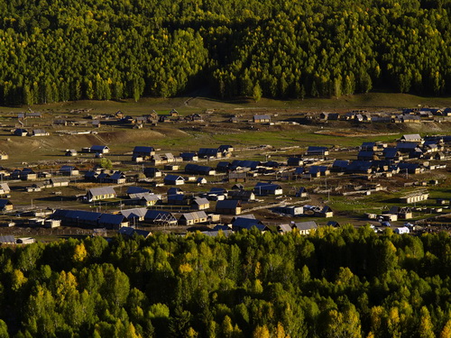 Деревенька Хему расположена на севере китайского Синьцзяна