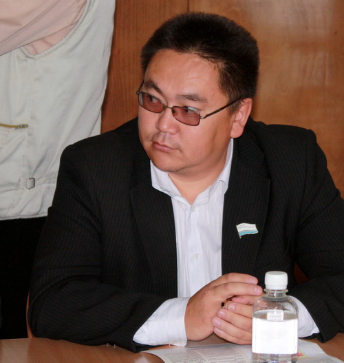 Сергей Очурдяпов косо посмотрел на московских инвесторов