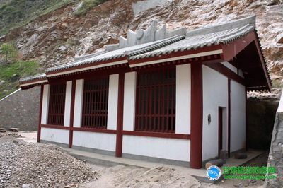 Китайский туалет в place of interest Китайский туалет в place of interest