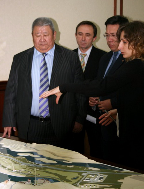 Базарсаду показали проект «Алтайской Долины»