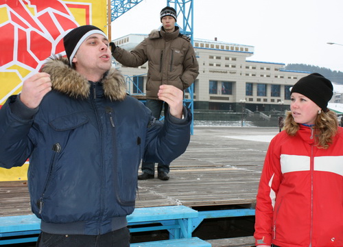 Молодогвардеец Денис Плесенников провел мастер-класс по выступлению перед оппонентами