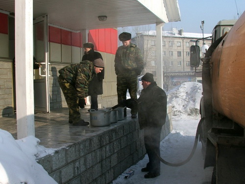 Подвоз воды для населения