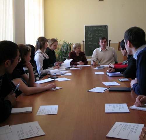 В Горно-Алтайске прошел круглый стол, посвященный молодежи и выборам