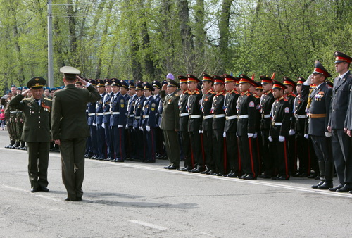 В Горно-Алтайске на День Победы прошел парад