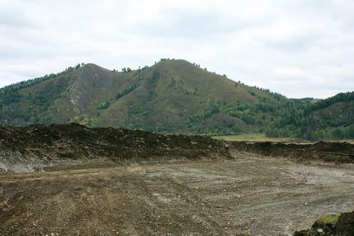 В «Алтайской долине» начались работы по строительству искусственного озера
