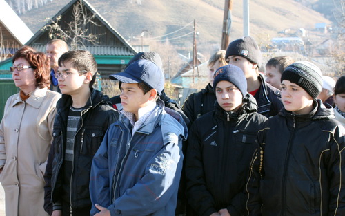 … обратился к подрастающему поколению с призывом не допустить повторения репрессий в будущем