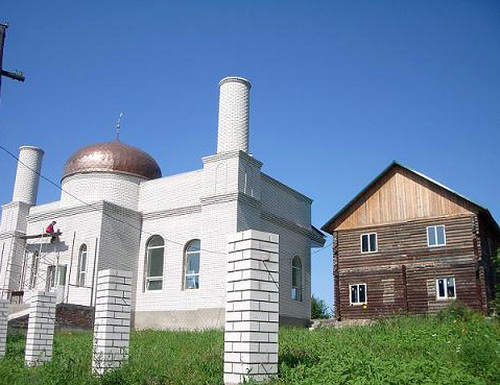 Здания мечети и медресе