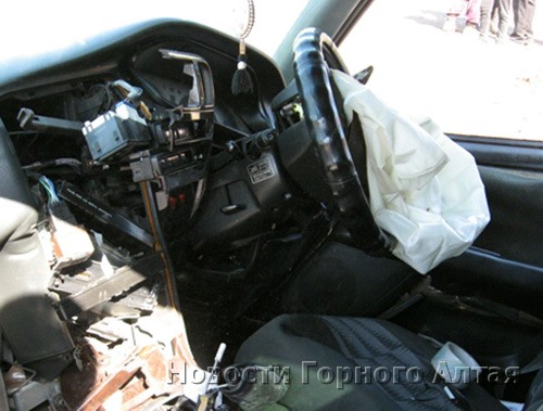 Пьяный водитель устроил крупное ДТП в Горно-Алтайске