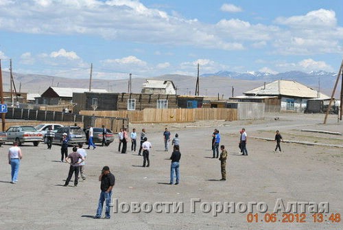 Поездка алтайцев по казахским селам обеспокоила власти