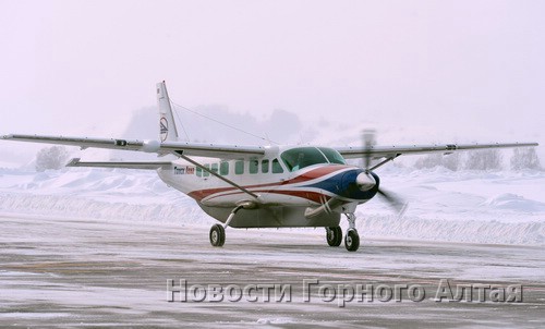 Горно-алтайский аэропорт принял первый технический авиарейс из Томска