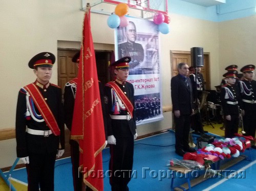 В Горно-Алтайске почтили память воина-афганца Игоря Савинова