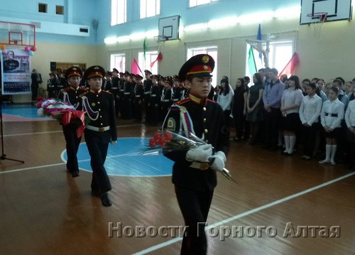 В Горно-Алтайске почтили память воина-афганца Игоря Савинова В Горно-Алтайске почтили память воина-афганца Игоря Савинова