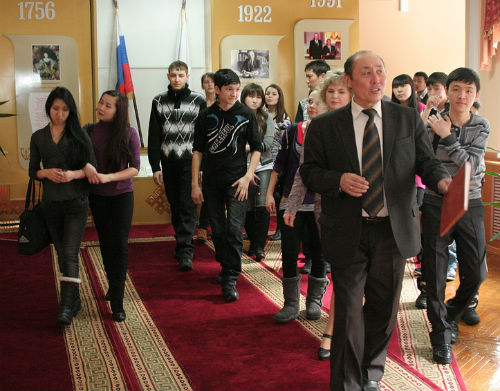 Студентов пустили в кулуары Госсобрания