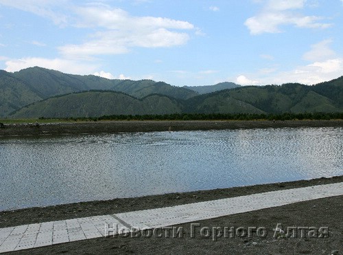 В Чемальском районе создали искусственное озеро