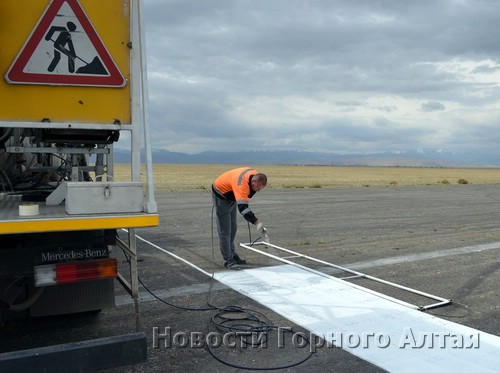 В Кош-Агаче ведутся восстановительные работы на местном аэродроме