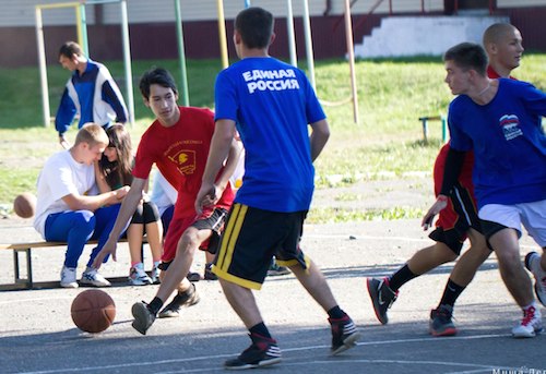 Турнир по баскетболу между политическими партиями