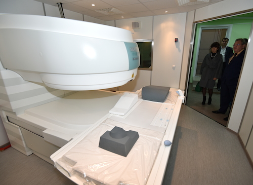 В центре используется магнитно-резонансный томограф фирмы Siemens