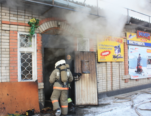 В Горно-Алтайске на Жилмассиве произошел пожар