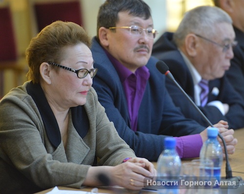 Любовь Пешперова предложила создать в правительстве должность уполномоченного по КМН