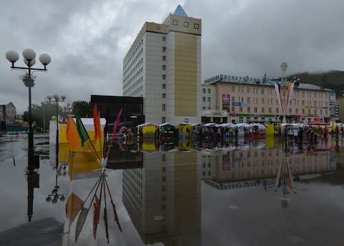 Непогода в Горно-Алтайске на День города. Фото: Александр Тырышкин