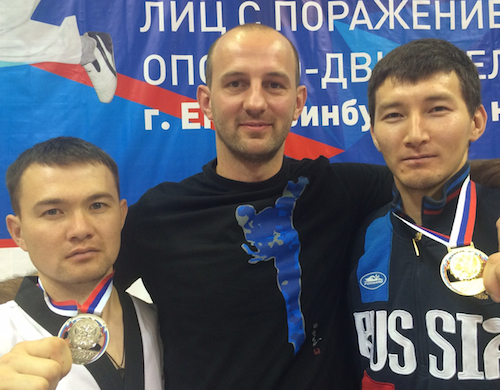 Аржан Арбаков (слева) выиграл «серебро» на чемпионате России