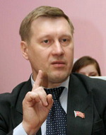 Депутат-коммунист привез в Госдуму пакет «дури»