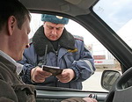 За использование поддельного водительского удостоверения житель Алтая предстанет перед судом