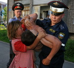 Пьяный папаша катал детей на «Запорожце» (фото)