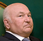 Медведев отправил Лужкова в отставку