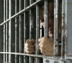 12 лет проведет за решеткой мужчина, избивший до смерти беременную жену