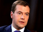 Дмитрий Медведев не исключает выдвижения своей кандидатуры на пост президента