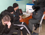 Полицейские и молодогвардейцы провели совместный рейд