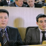 Дышат в затылок