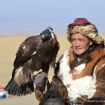 В урочище Жалгыз-Тобе прошел фестиваль беркутиной охоты