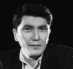 Артист Аржан Товаров стал лауреатом общественной премии имени Чорос-Гуркина