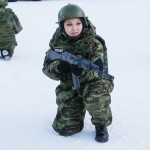 Принцессы сменили шпильки на берцы и поработали в спецназе