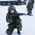 Принцессы сменили шпильки на берцы и поработали в спецназе