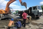 Из-за аварии на водопроводе без воды остался микрорайон Трактовой