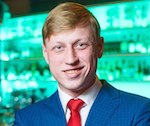 Потерявшийся в горах новосибирский турист вышел на связь