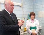 Министр здравоохранения проинспектировал работу медицинских учреждений Майминского района