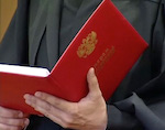 Суд отказался ужесточить наказание пьяному водителю, который сбил в Камлаке двух детей