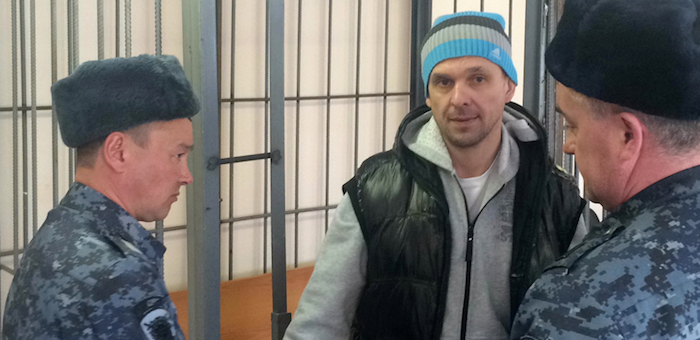 Руслану Баталову за убийство Анатолия Ефимова дали восемь лет (видео)