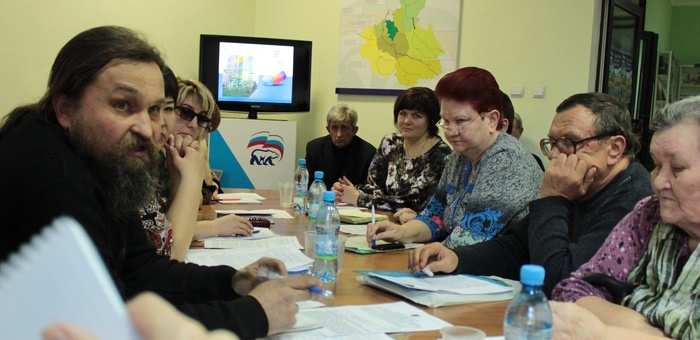 В Горно-Алтайске общественность обсудила проблемы ЖКХ