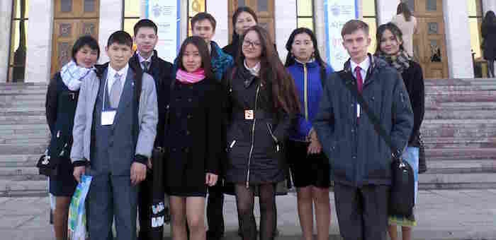 Школьница из Горно-Алтайска получила премию президента