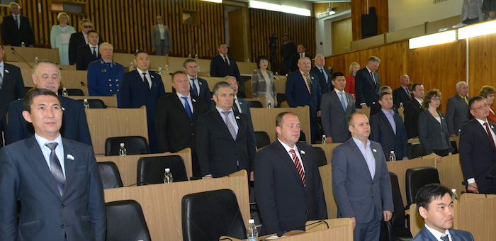 Руководство завода ЖБИ просит депутатов разобраться с проблемами предприятия