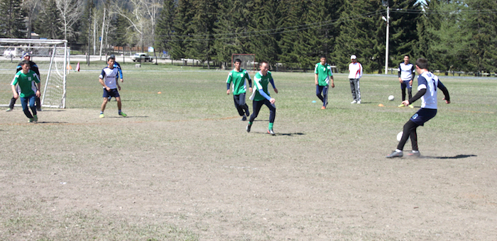 Усть-канская команда одержала победу в турнире по мини-футболу памяти Николая Яимова